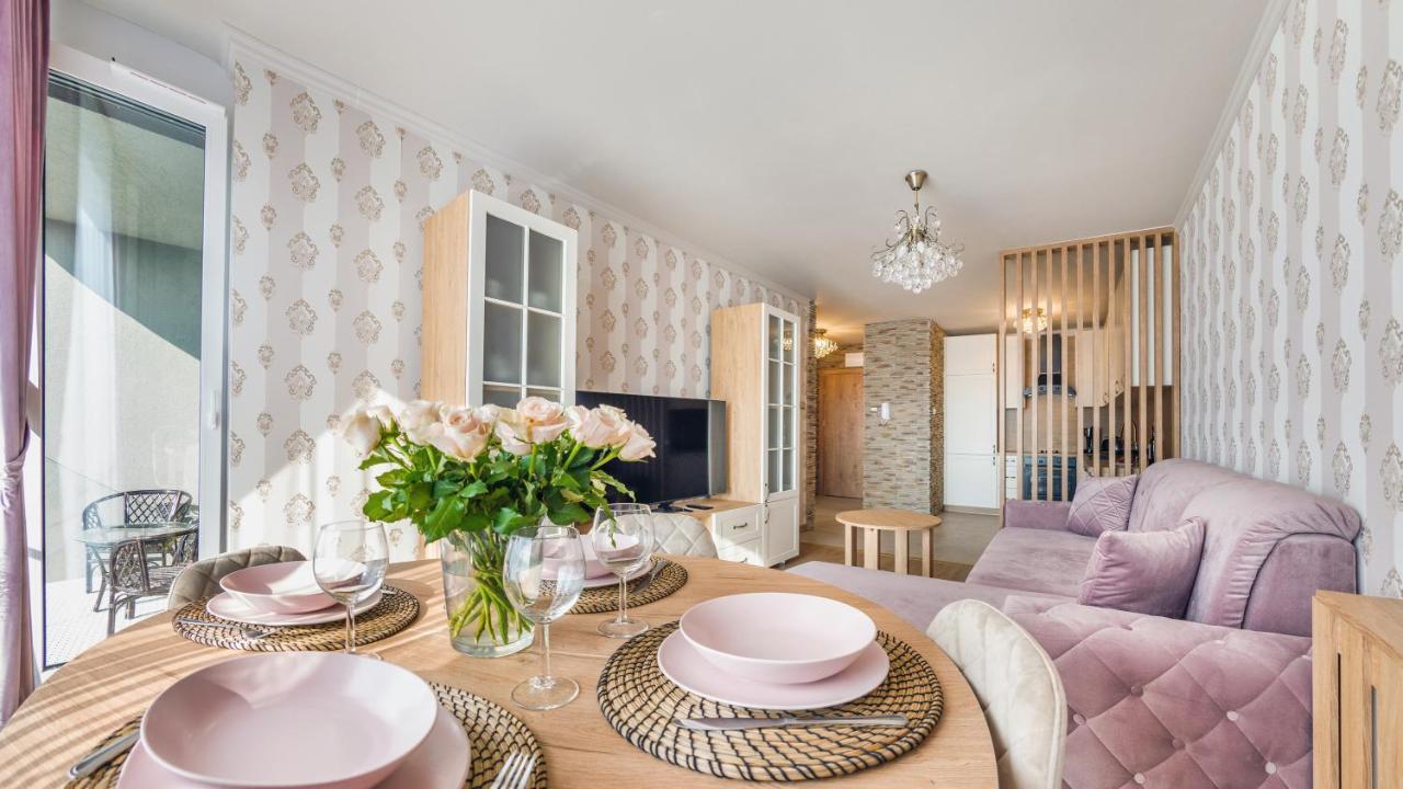Apartament Z 1 Sypialnia Retro Deluxe 60 F Perlowa Przystan - Holiday City コウォブジェク エクステリア 写真